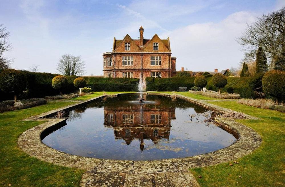 Horwood House Hotel Milton Keynes Exterior photo
